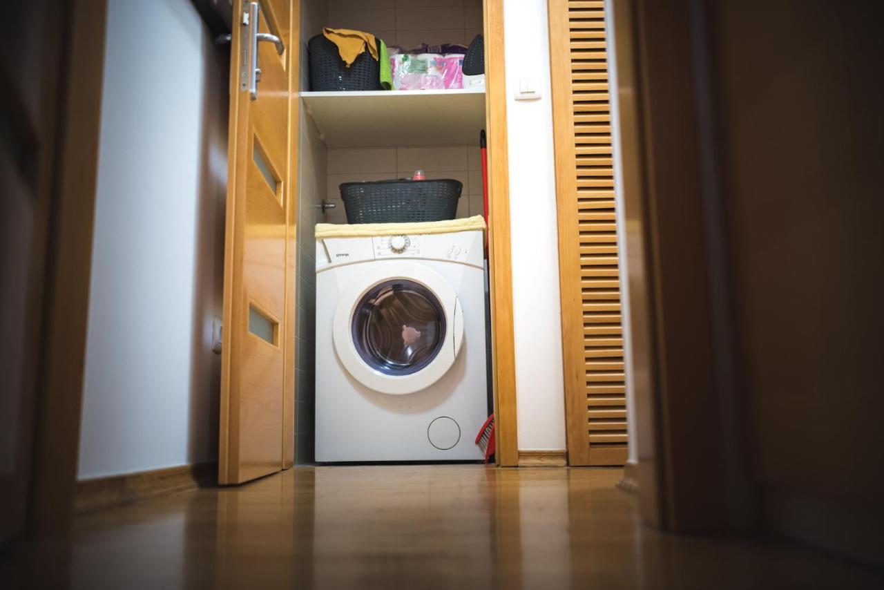 Sleep, Eat, Repeat And Park Your Car In Center Appartement Zagreb